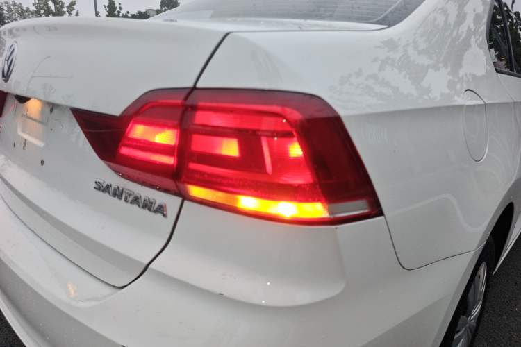 Used Volkswagen Santana 2021 1.5L Manual Fashion Edition Right Rear Taillight