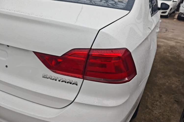 Used Volkswagen Santana 2021 1.5L Automatic Fashion Edition Right Rear Taillight