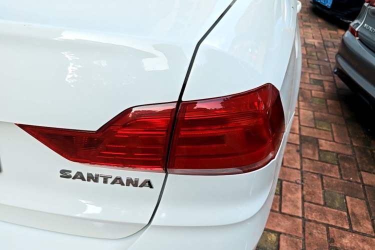 Used Volkswagen Santana 2021 1.5L Automatic Fashion Edition Right Rear Taillight