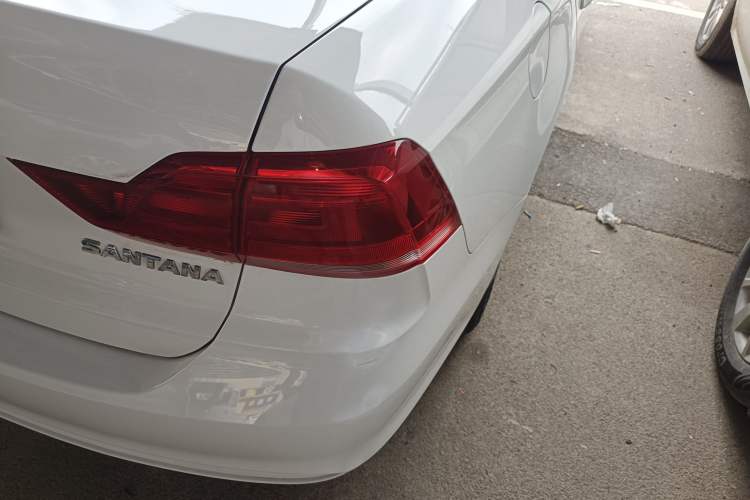 Used Volkswagen Santana 2021 1.5L Manual Fashion Edition Right Rear Taillight