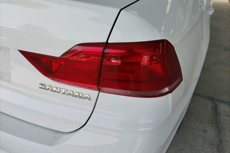 Used Volkswagen Santana 2021 1.5L Manual Fashion Edition Right Rear Taillight