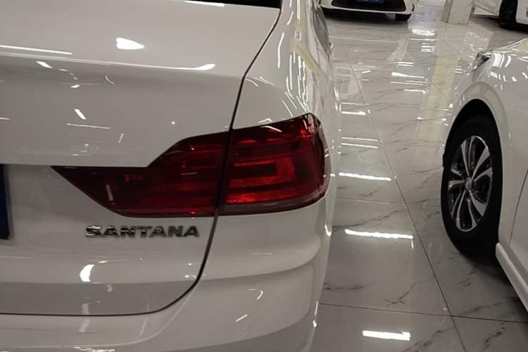Used Volkswagen Santana 2021 1.5L Automatic Fashion Edition Right Rear Taillight