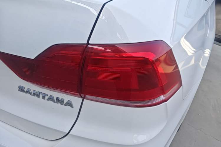 Used Volkswagen Santana 2021 1.5L Automatic Fashion Edition Right Rear Taillight