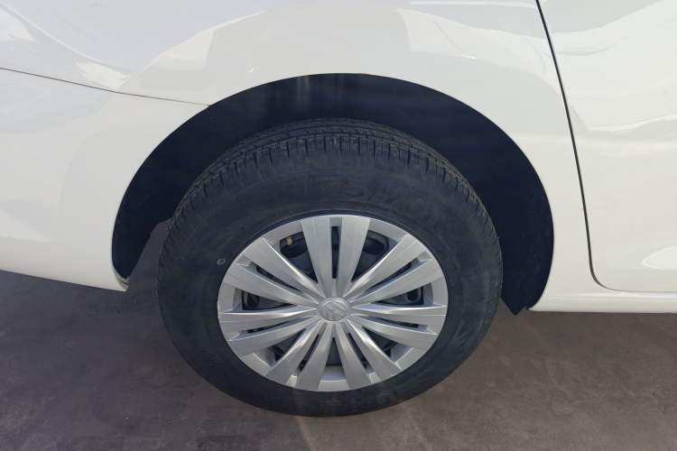 Used Volkswagen Santana 2021 1.5L Automatic Fashion Edition Right Rear Wheel Hub