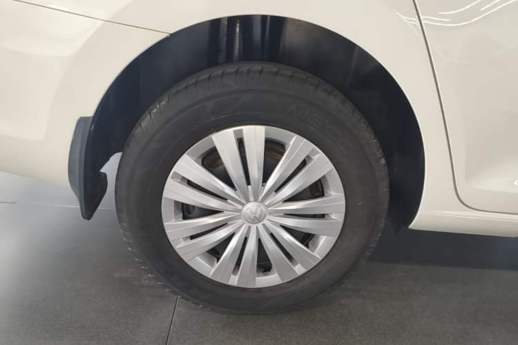 Used Volkswagen Santana 2021 1.5L Automatic Fashion Edition Right Rear Wheel Hub
