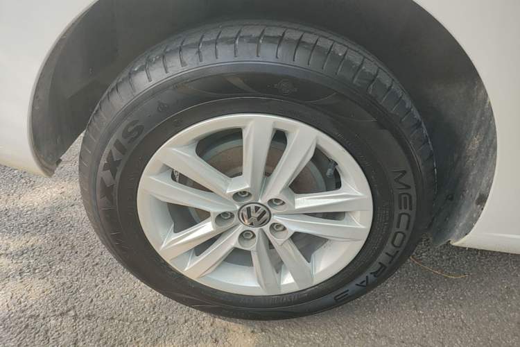 Used Volkswagen Santana 2021 1.5L Automatic Fashion Edition Right Rear Wheel Hub