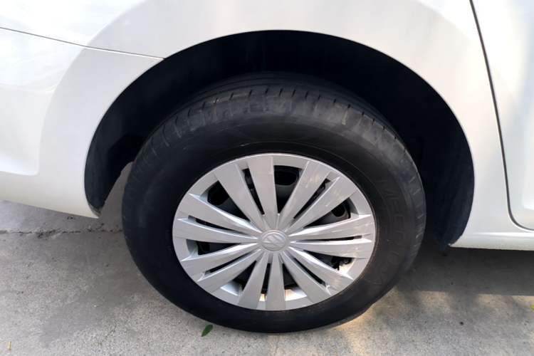 Used Volkswagen Santana 2021 1.5L Automatic Fashion Edition Right Rear Wheel Hub