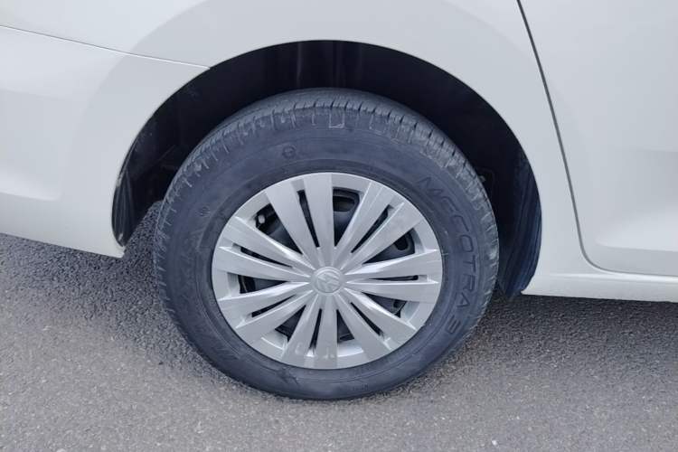 Used Volkswagen Santana 2021 1.5L Manual Fashion Edition Right Rear Wheel Hub