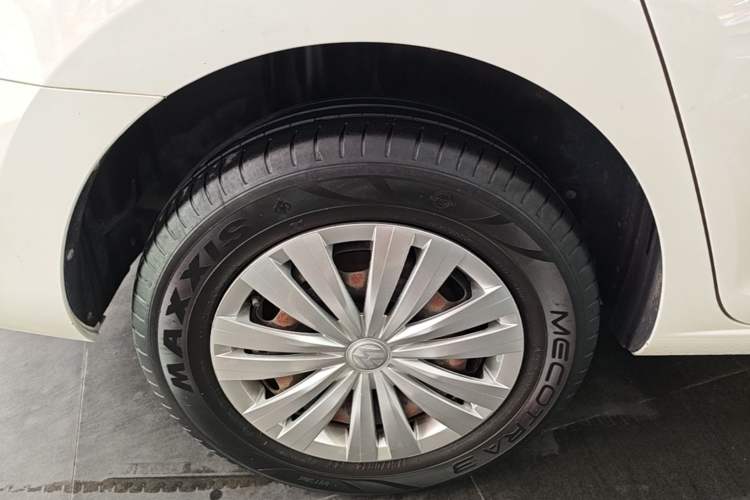 Used Volkswagen Santana 2021 1.5L Manual Fashion Edition Right Rear Wheel Hub