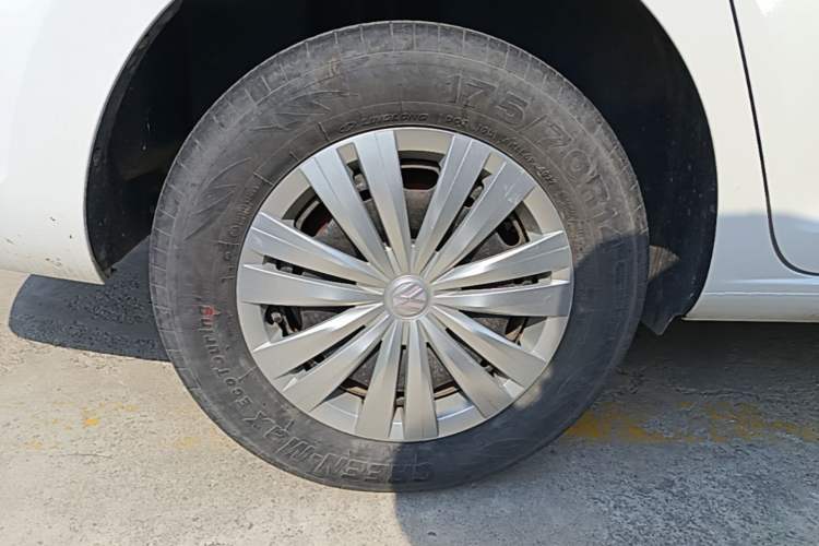 Used Volkswagen Santana 2021 1.5L Automatic Fashion Edition Right Rear Wheel Hub