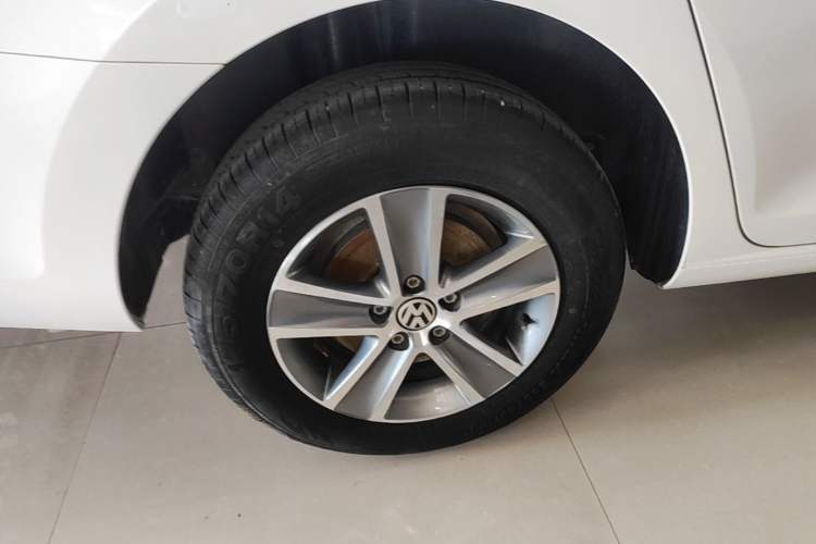 Used Volkswagen Santana 2021 1.5L Automatic Fashion Edition Right Rear Wheel Hub