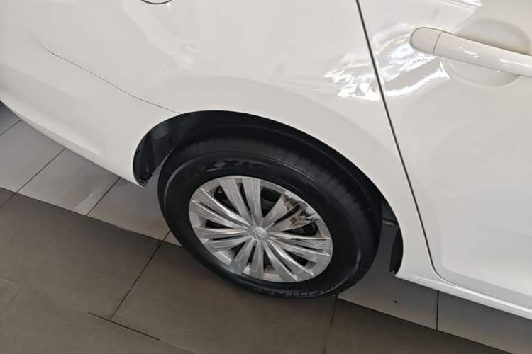 Used Volkswagen Santana 2021 1.5L Automatic Fashion Edition Right Rear Wheel Hub