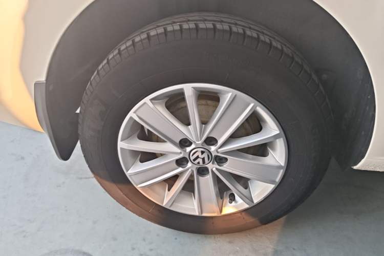 Used Volkswagen Santana 2021 1.5L Automatic Fashion Edition Right Rear Wheel Hub