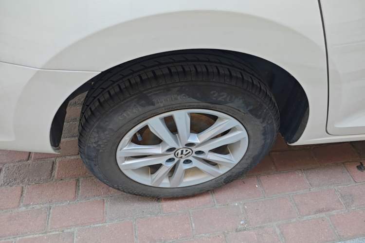 Used Volkswagen Santana 2021 1.5L Automatic Fashion Edition Right Rear Wheel Hub