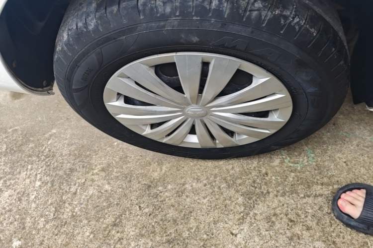 Used Volkswagen Santana 2021 1.5L Automatic Fashion Edition Right Rear Wheel Hub