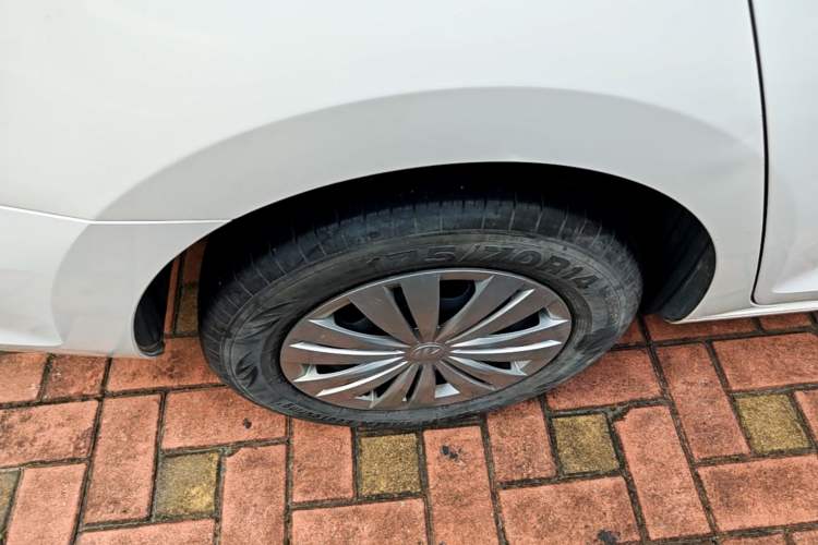 Used Volkswagen Santana 2021 1.5L Automatic Fashion Edition Right Rear Wheel Hub