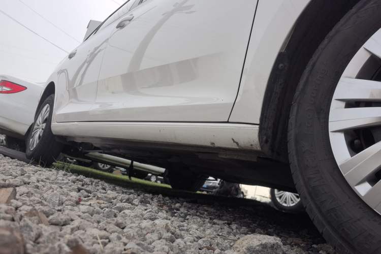 Used Volkswagen Santana 2021 1.5L Manual Fashion Edition Right Side Sill