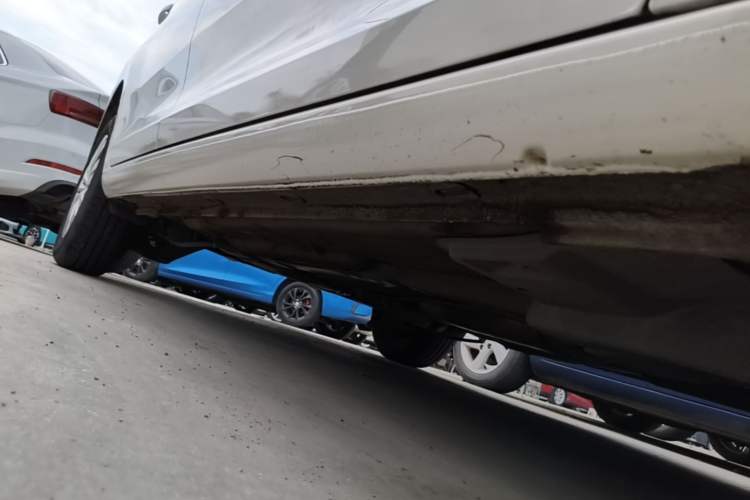 Used Volkswagen Santana 2021 1.5L Automatic Fashion Edition Right Side Sill