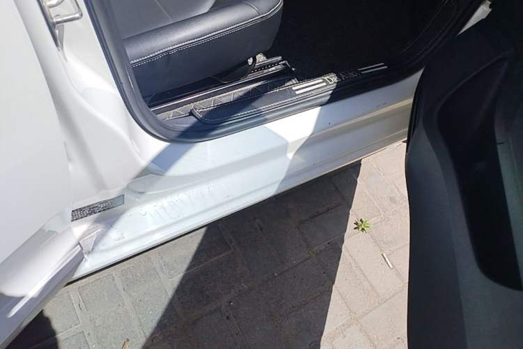 Used Volkswagen Santana 2021 1.5L Automatic Fashion Edition Right Side Sill