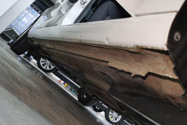 Used Volkswagen Santana 2021 1.5L Automatic Fashion Edition Right Side Sill