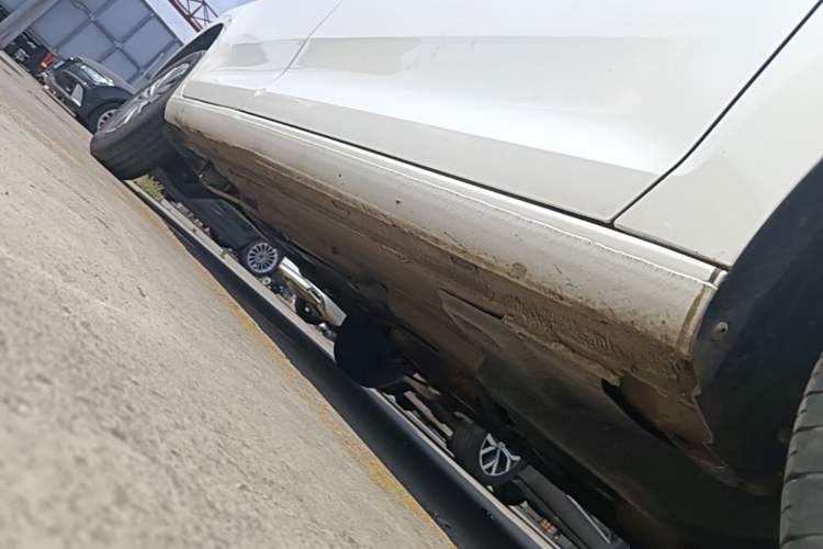 Used Volkswagen Santana 2021 1.5L Automatic Fashion Edition Right Side Sill