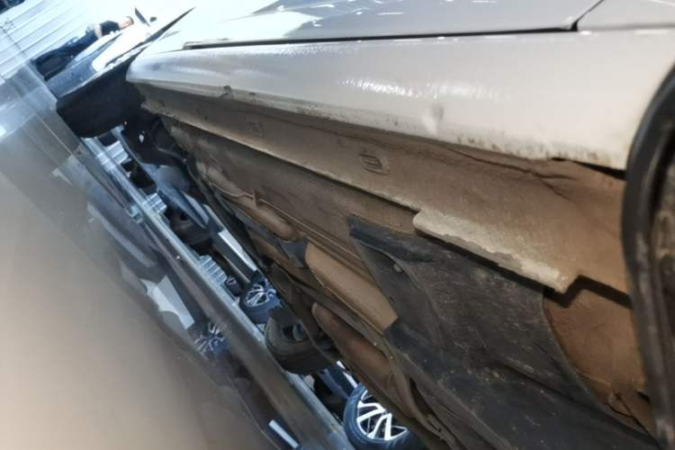Used Volkswagen Santana 2021 1.5L Automatic Fashion Edition Right Side Sill
