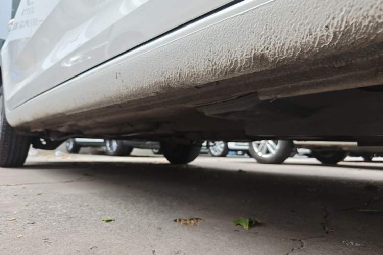 Used Volkswagen Santana 2021 1.5L Automatic Fashion Edition Right Side Sill