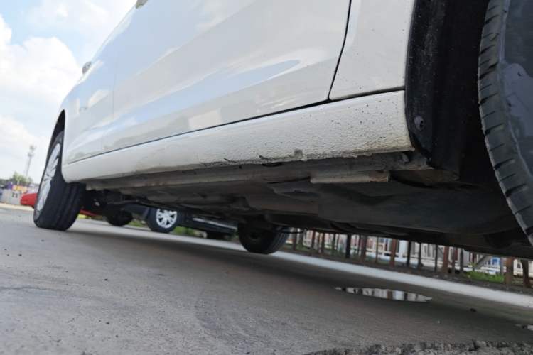 Used Volkswagen Santana 2021 1.5L Automatic Fashion Edition Right Side Sill