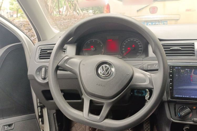 Used Volkswagen Santana 2021 1.5L Manual Fashion Edition Steering Wheel