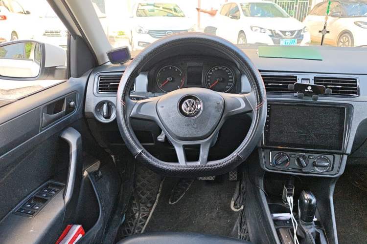 Used Volkswagen Santana 2021 1.5L Automatic Fashion Edition Steering Wheel