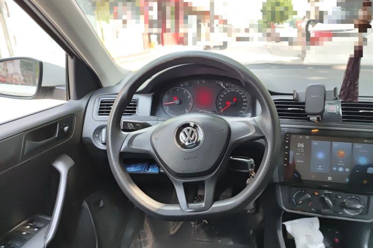 Used Volkswagen Santana 2021 1.5L Manual Fashion Edition Steering Wheel