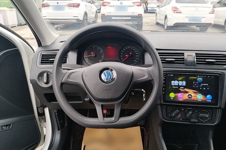 Used Volkswagen Santana 2021 1.5L Manual Fashion Edition Steering Wheel