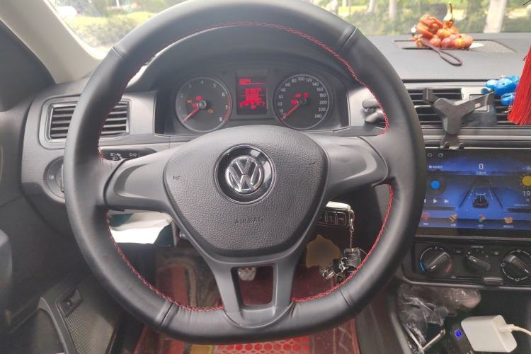 Used Volkswagen Santana 2021 1.5L Manual Fashion Edition Steering Wheel