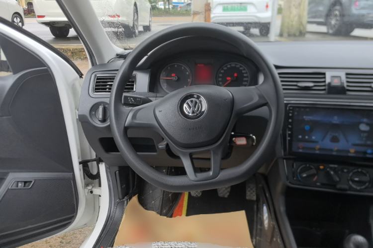 Used Volkswagen Santana 2021 1.5L Manual Fashion Edition Steering Wheel