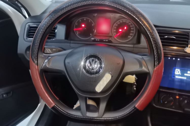 Used Volkswagen Santana 2021 1.5L Manual Fashion Edition Steering Wheel