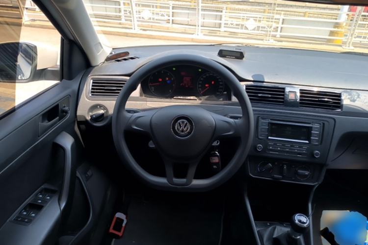 Used Volkswagen Santana 2021 1.5L Manual Fashion Edition Steering Wheel