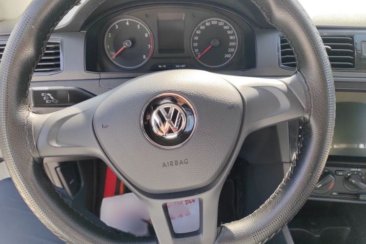 Used Volkswagen Santana 2021 1.5L Manual Fashion Edition Steering Wheel