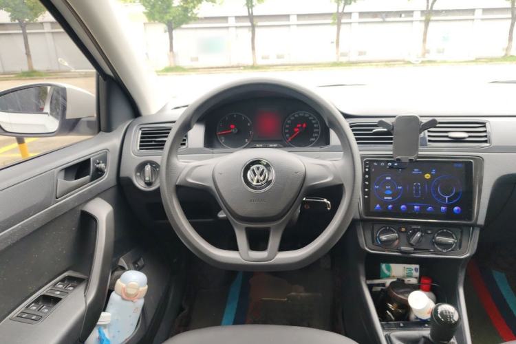Used Volkswagen Santana 2021 1.5L Manual Fashion Edition Steering Wheel
