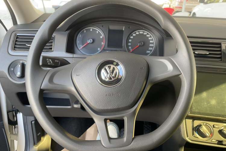 Used Volkswagen Santana 2021 1.5L Manual Fashion Edition Steering Wheel