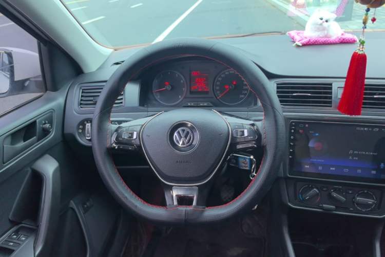 Used Volkswagen Santana 2021 1.5L Manual Fashion Edition Steering Wheel