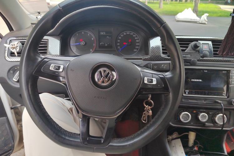 Used Volkswagen Santana 2021 1.5L Manual Fashion Edition Steering Wheel