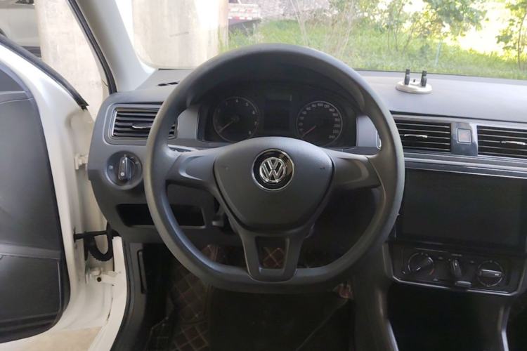 Used Volkswagen Santana 2021 1.5L Manual Fashion Edition Steering Wheel