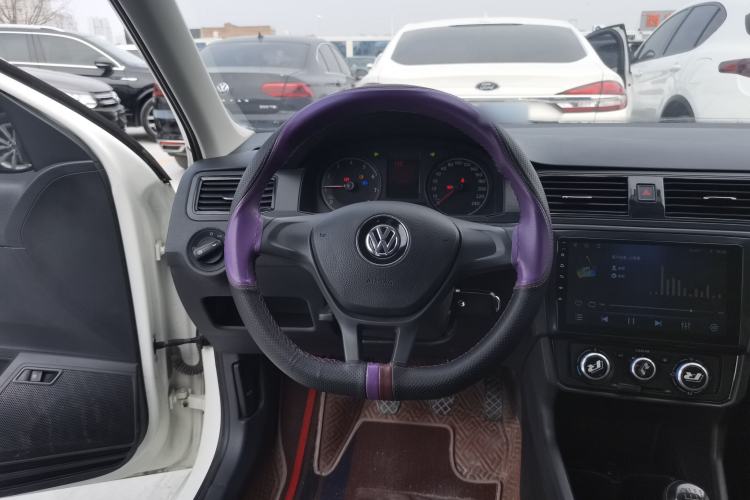 Used Volkswagen Santana 2021 1.5L Manual Fashion Edition Steering Wheel
