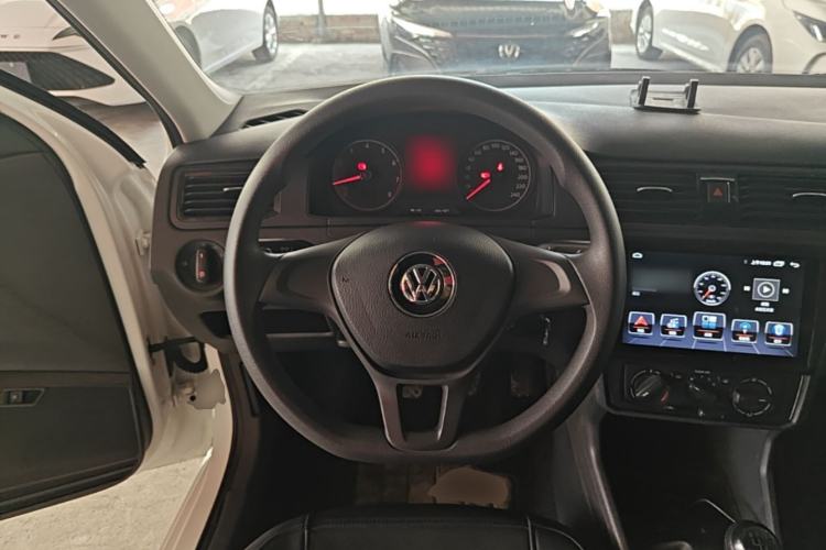Used Volkswagen Santana 2021 1.5L Manual Fashion Edition Steering Wheel