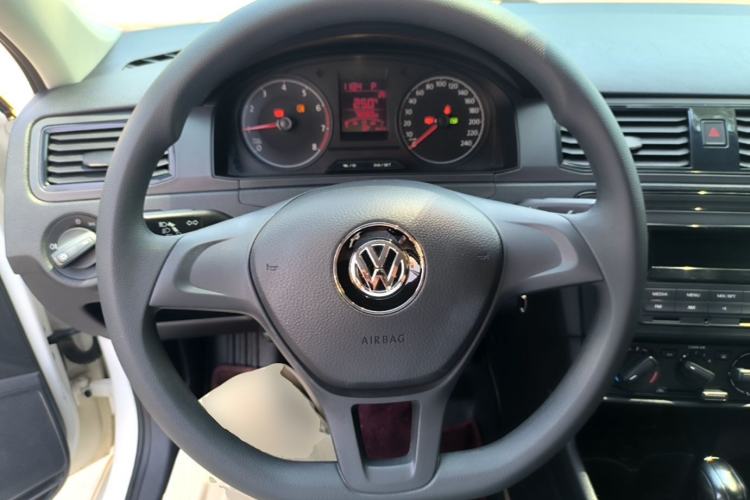 Used Volkswagen Santana 2021 1.5L Automatic Fashion Edition Steering Wheel