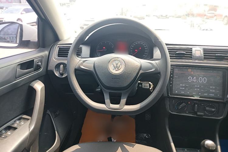 Used Volkswagen Santana 2021 1.5L Manual Fashion Edition Steering Wheel