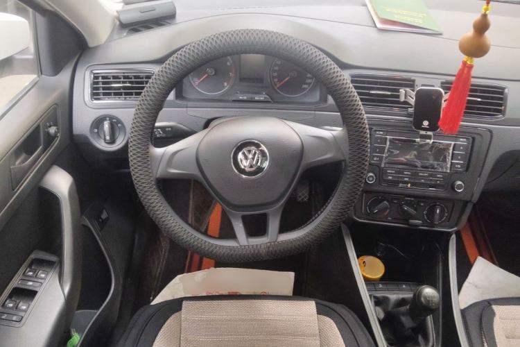 Used Volkswagen Santana 2021 1.5L Manual Fashion Edition Steering Wheel