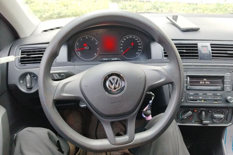 Used Volkswagen Santana 2021 1.5L Manual Fashion Edition Steering Wheel
