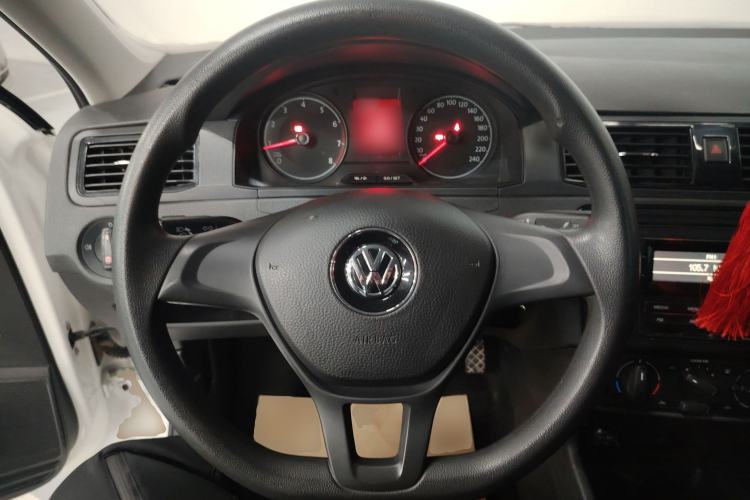 Used Volkswagen Santana 2021 1.5L Manual Fashion Edition Steering Wheel