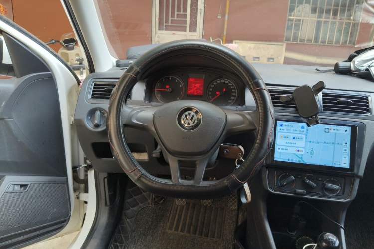 Used Volkswagen Santana 2021 1.5L Manual Fashion Edition Steering Wheel